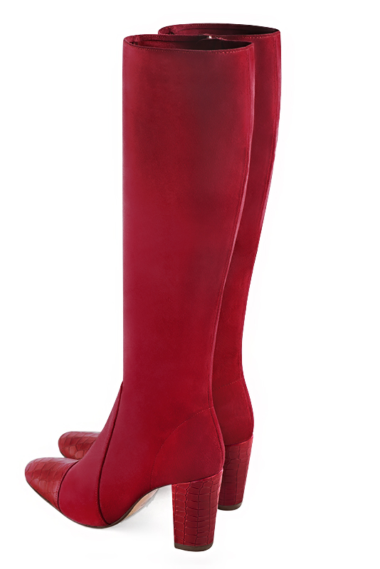 Bottes femme feminines sur mesures rouge carmin Mollets fins ou larges Bout rond. Talon haut bottier. Personnalisation. Modele Stan Paris Bottier Plus